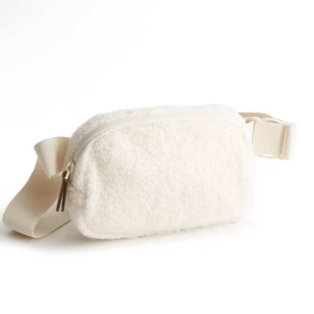 Vera Bradley Women's Antique White Fleece Woodward Small Belt‎ Bag